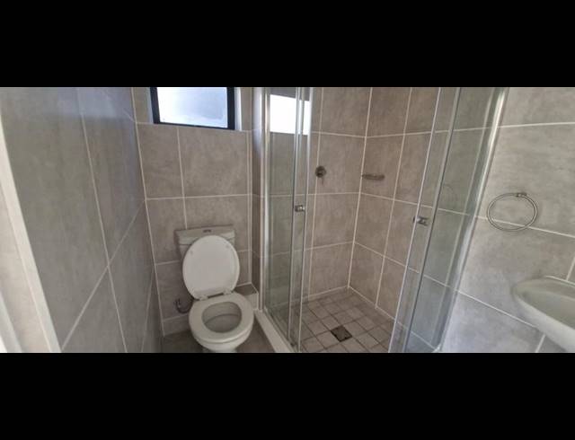 2 BEDROOM PROPERTY TO RENT IN GREENBAY ECO ESTATE